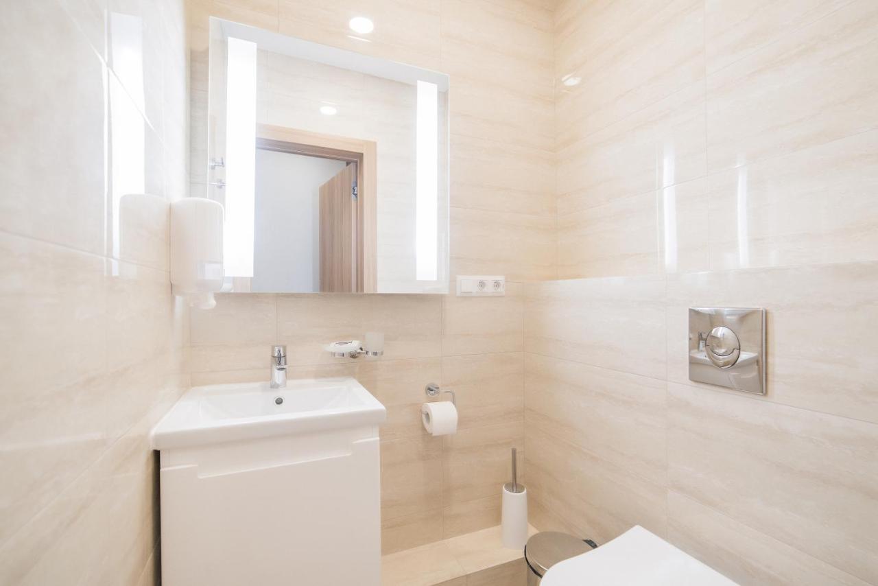 Solutel Apartments-32 Бишкек Экстерьер фото