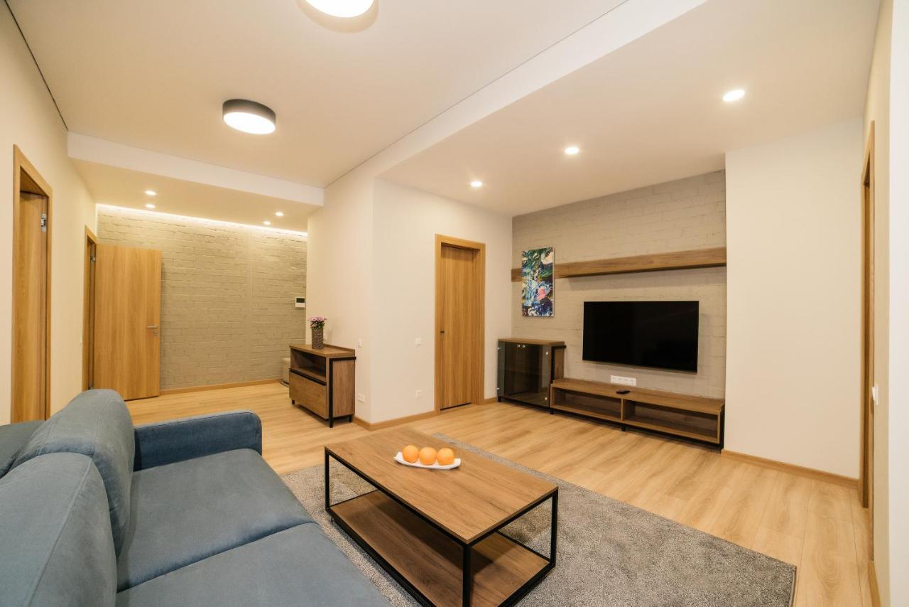 Solutel Apartments-32 Бишкек Экстерьер фото